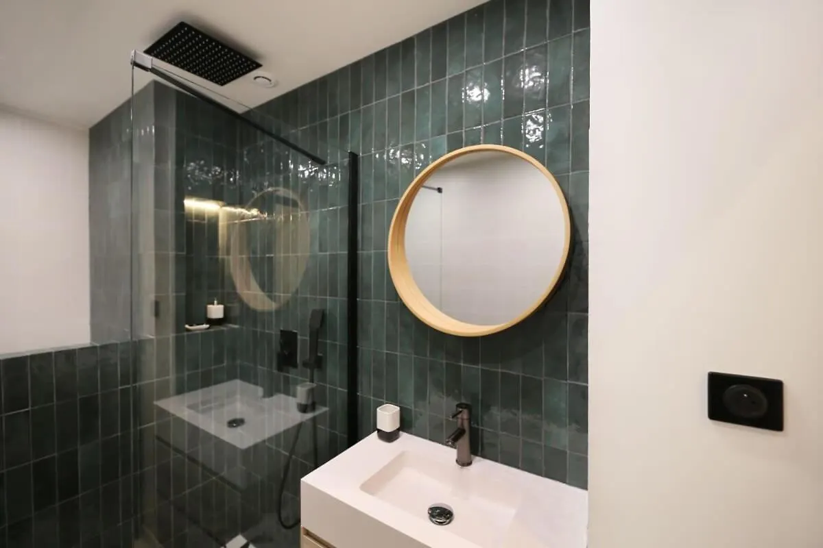 Appartement Familiale Sauna Paris 10 - 8P - Flat-Guest