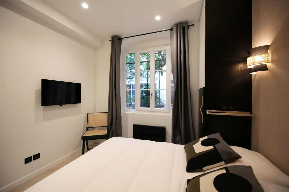 Appartement Familiale Sauna Paris 10 - 8P - Flat-Guest Apartment