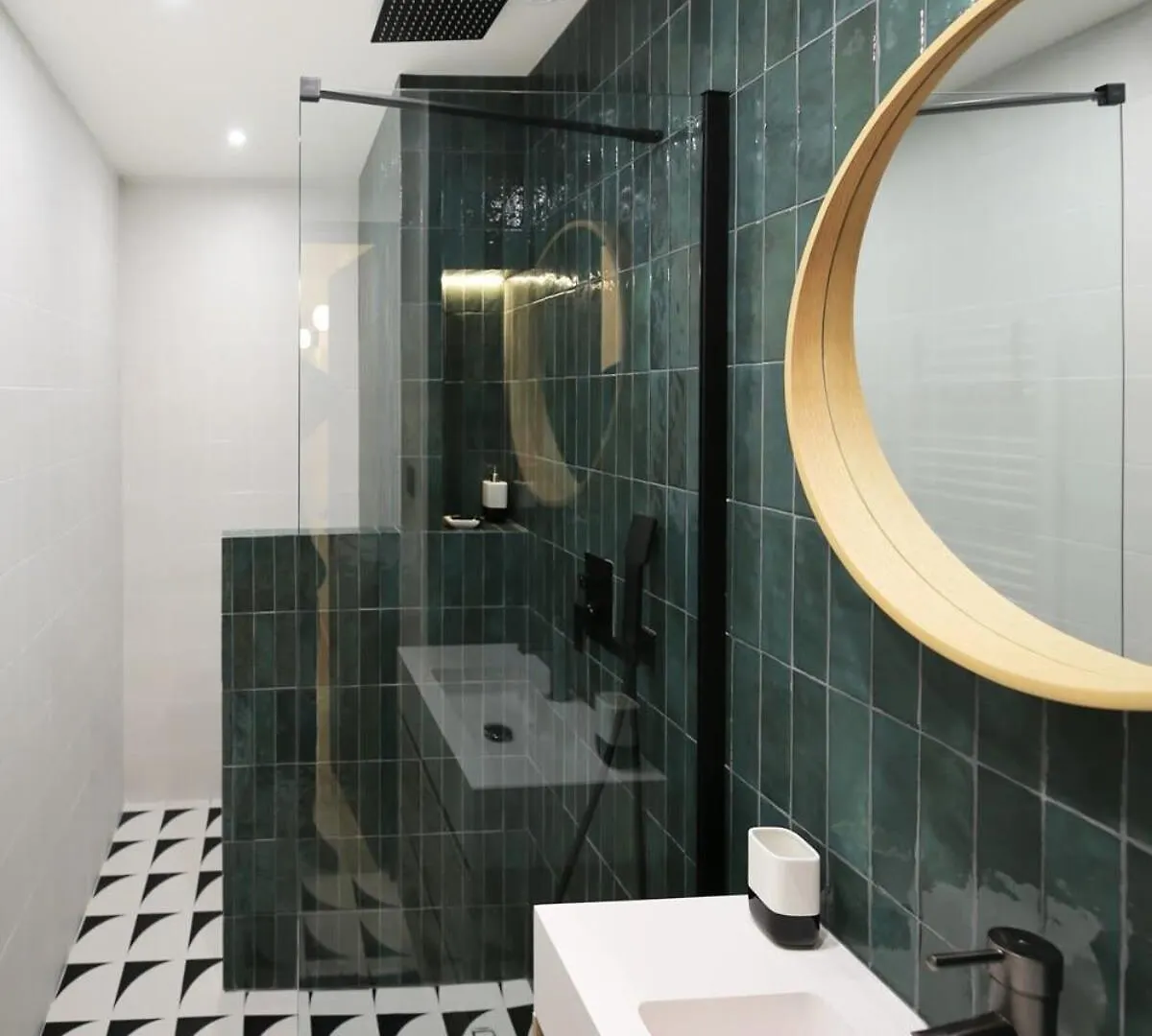 Appartement Familiale Sauna Paris 10 - 8P - Flat-Guest Apartment